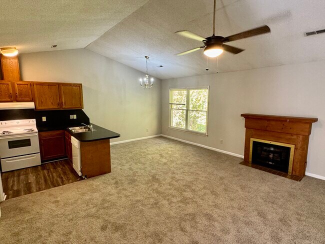 Photo - Willoughby Apartments