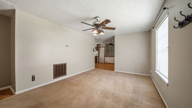 Photo - 4027 Spring Branch Rd