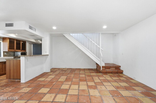 Photo - 8825 S 48th St