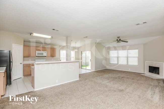 Photo - 820 Big Sky Ln