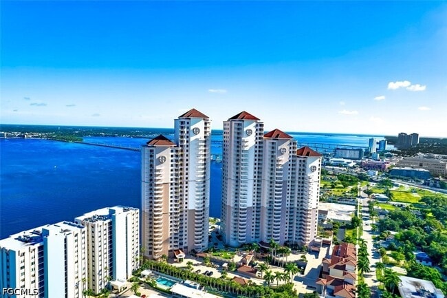 Building Photo - 2090 W First St Unit G1607