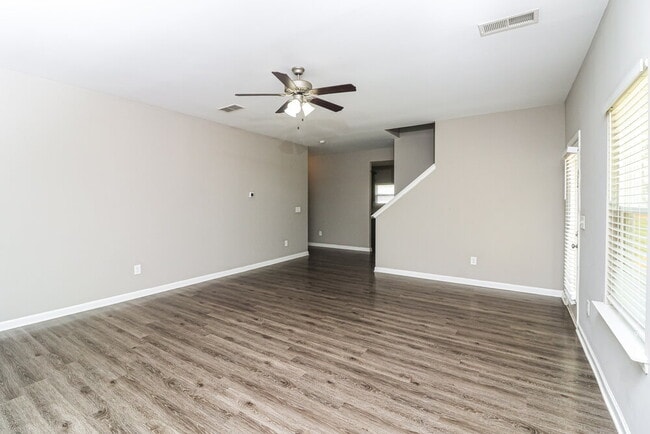 Photo - 92 Moss Way