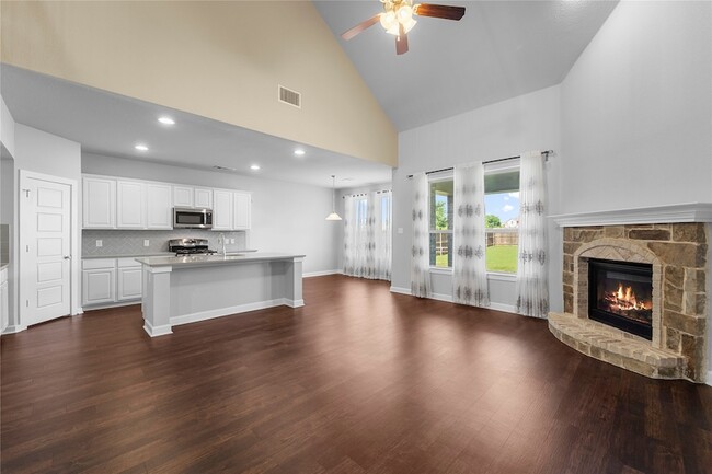 1296 Carlsbad Dr