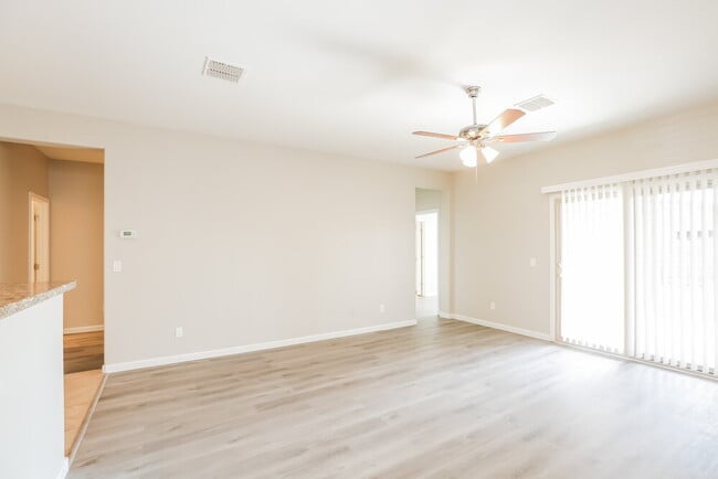 Photo - 4887 S 245th Ln