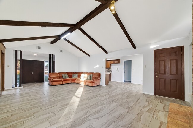 Photo - 10706 Sagebluff Dr