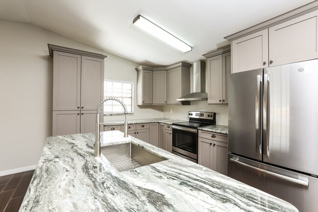 Photo - 503 Firewood Ave