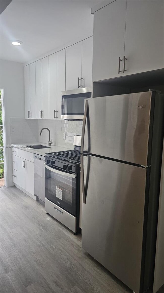 Photo - 1616 Michigan Ave Unidad 11