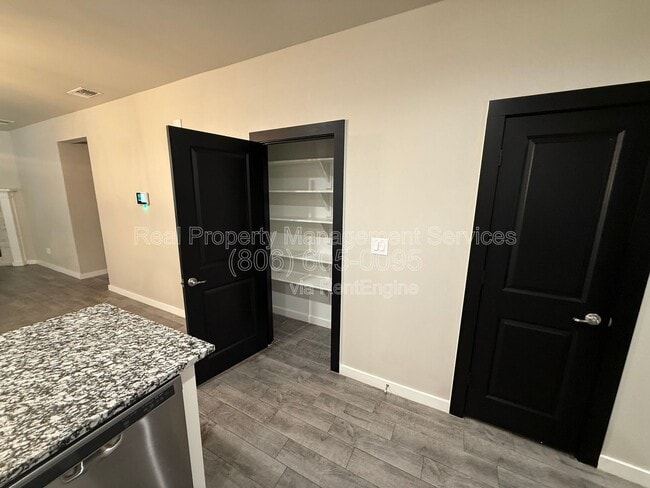 Photo - 2903 134th St