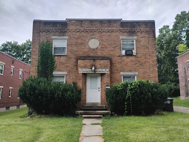 Building Photo - 238 E Beechwood Ave Unit 4