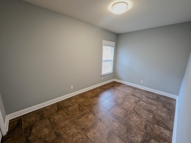 Photo - 116 Alder Ave SE