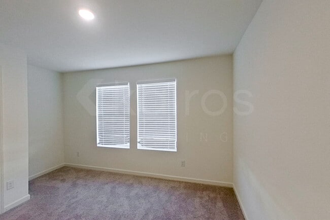 Photo - 110 Flat Rock Ml Trl