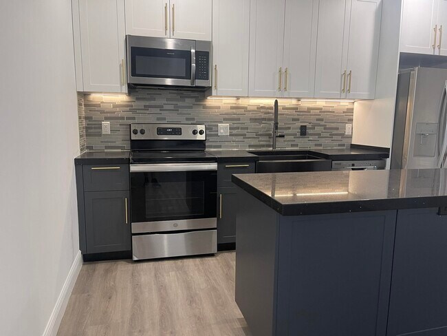 Photo - 211 Baldwin Ave Unit 601