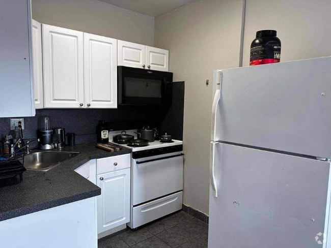 Building Photo - 48 W 75th St Unit 1 Rental