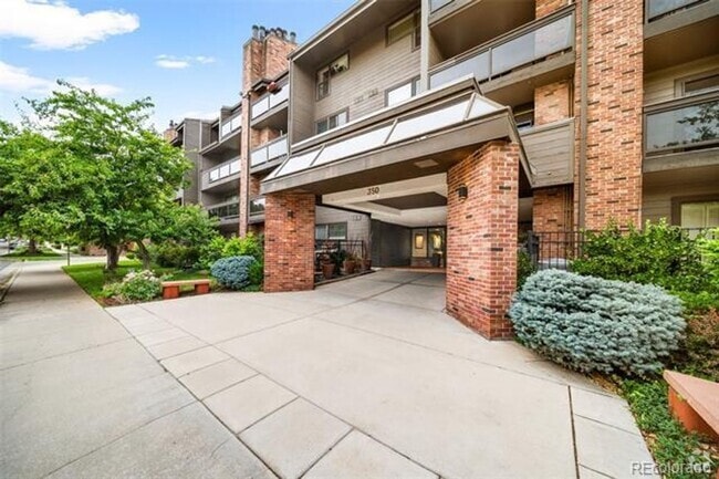 Building Photo - LOCATION!! Denver's Desirable Cherry Creek... Rental