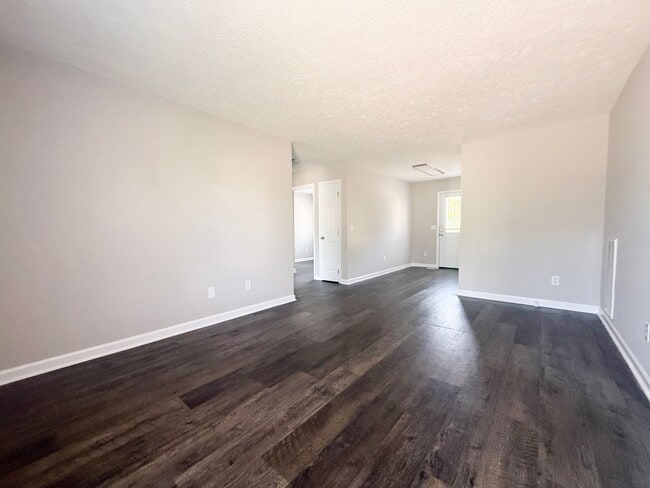 Photo - 480 W 4th St Unit 480  A