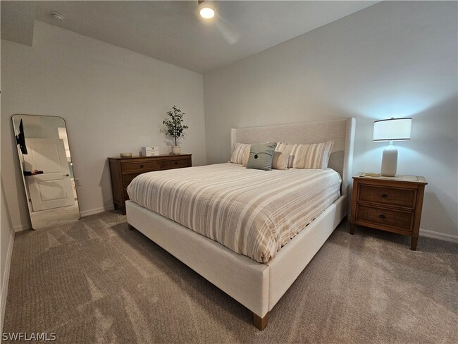 Building Photo - 5749 Double Eagle Cir Unit 4523