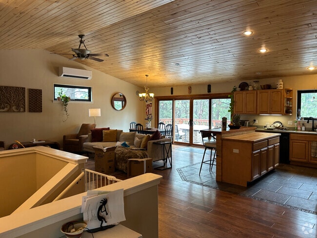 Building Photo - 184 Canyon Creek Trail Unit A Rental