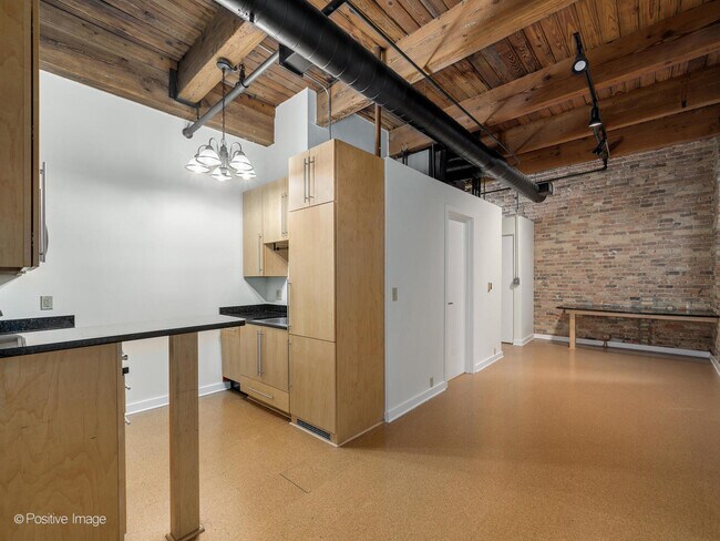 Photo - 540 N Lake Shore Dr Unit 619