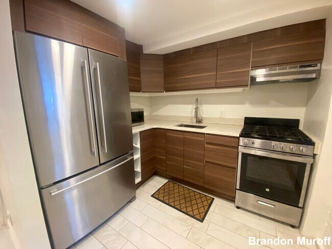 Building Photo - 482 Columbus Ave