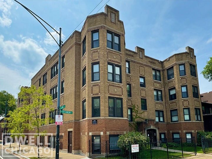 Photo - 4208 N Clark St Unidad 1