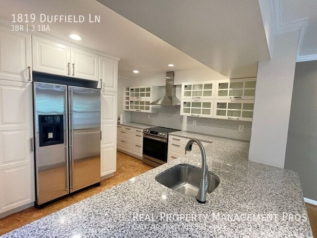 Photo - 1819 Duffield Ln