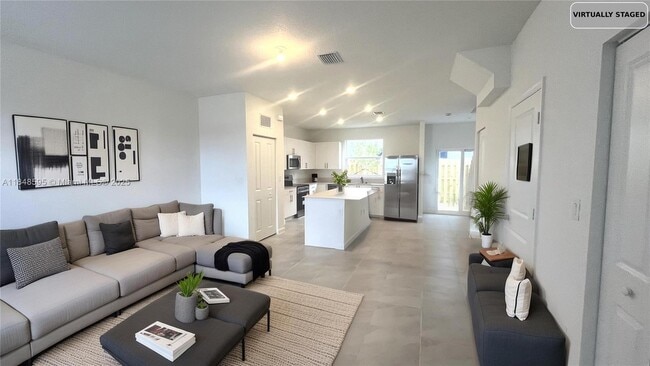 Photo - 1178 SE 2nd St