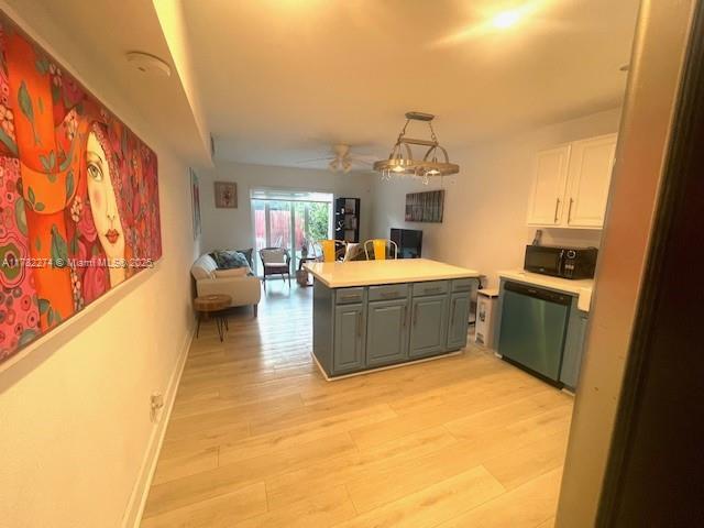 Building Photo - 1560 NE 145th St Unit 2 Rental