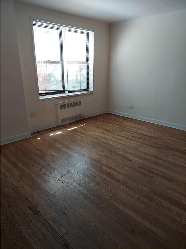 Photo - 63-60 98th St Unit 522