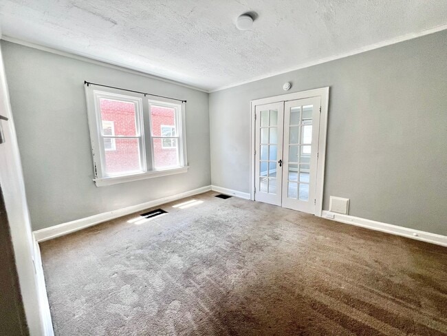 Photo - 3954 Vine St Unit #1