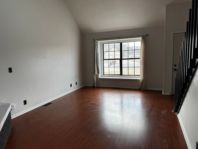 Photo - 3250 N Longfellow Ct Unidad 3250 N Longfellow Ct