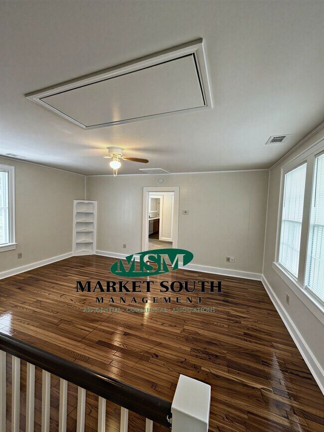 Photo - MIDTOWN APARTMENT