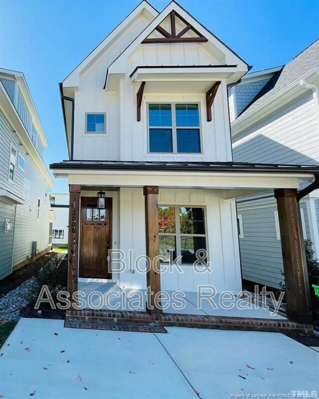 Photo - 200 E Moore St