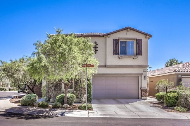 Building Photo - Elegant 5-Bedroom Henderson Home in the Heart of Green Valley