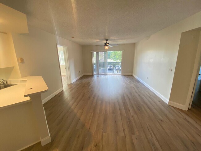 Photo - 4155 N Haverhill Rd Unit 1415