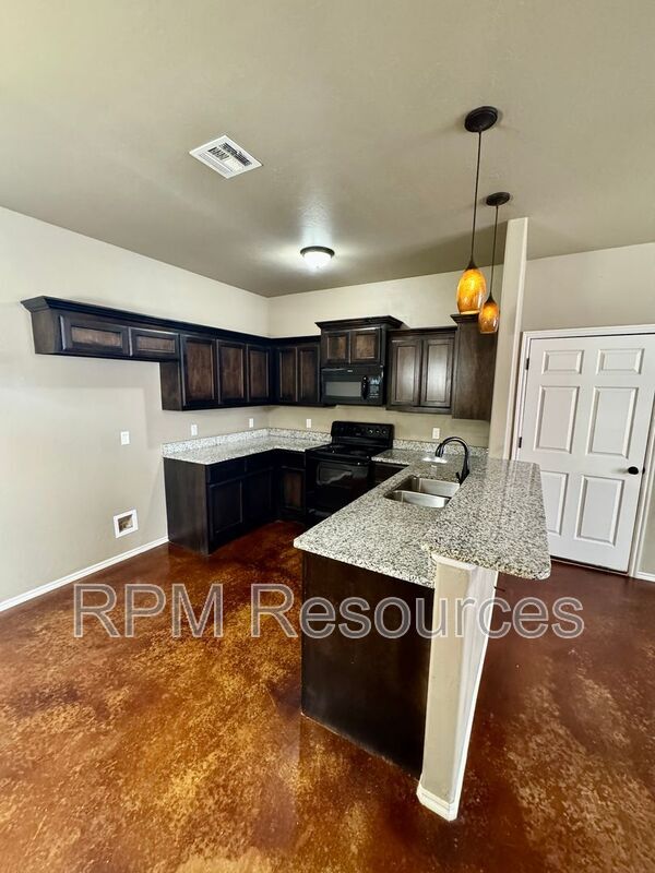 Photo - 1824 Post Oak Rd