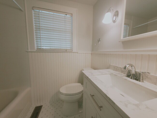 Photo - 12 Maplewood Terrace