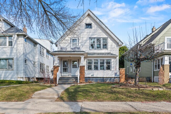 Building Photo - 4518 N Woodburn St