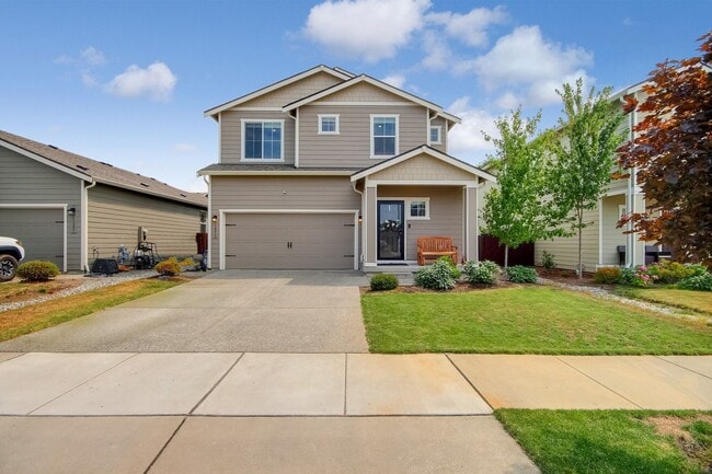 Building Photo - Modern newer build Sultan! Rental