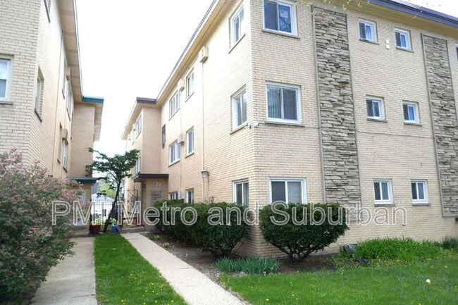 Photo - 828 N Austin Blvd Unit 3SW