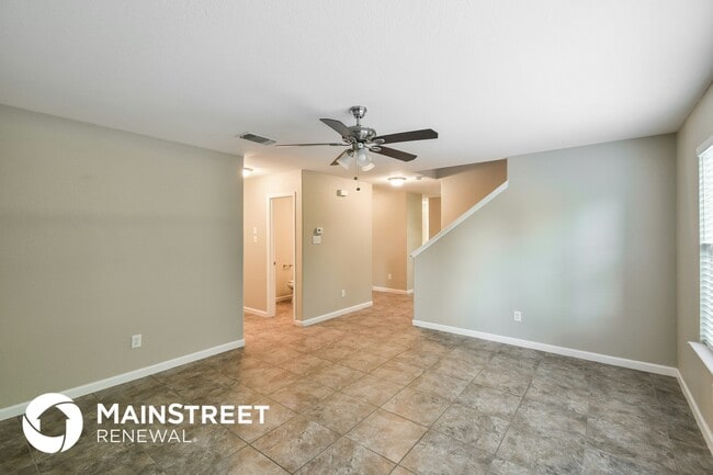 Photo - 222 Hallie Pass