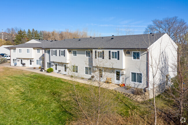 Building Photo - Carver Ridge Townhomes