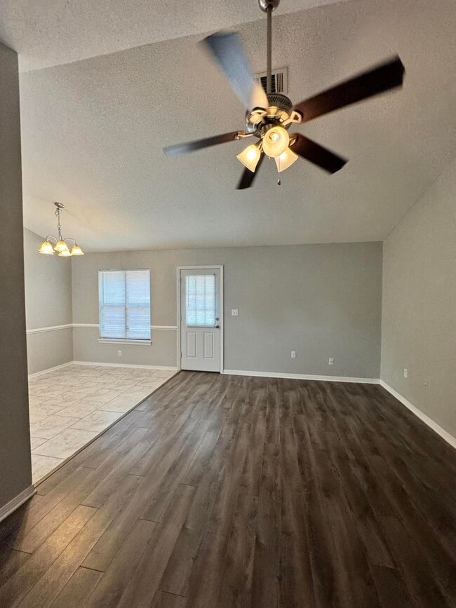 Photo - 129 Oak Terrace Dr