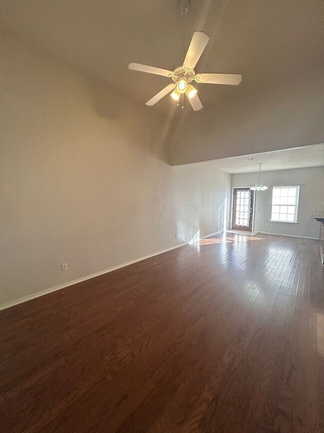 Photo - 3005 SW Amberwood Ave Unit 3005 SW Amberwood Ave. 2