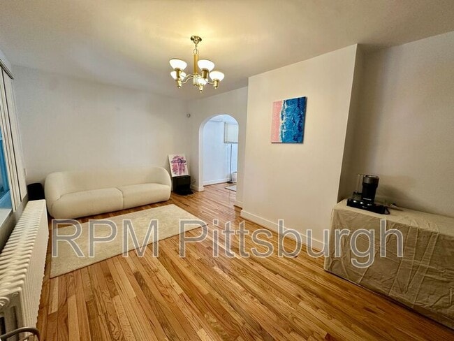 Photo - 6526 Rosemoor St