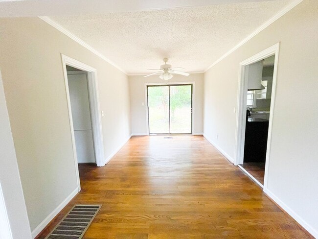 Photo - Available for Section 8!