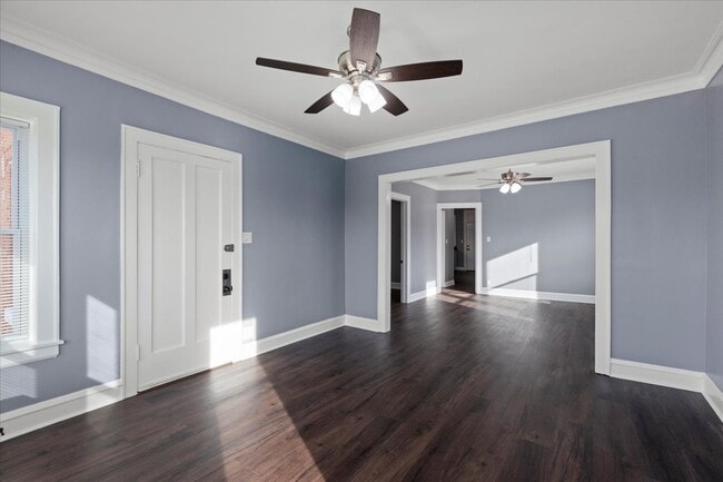 Photo - 6018 W Addison St Unit 2