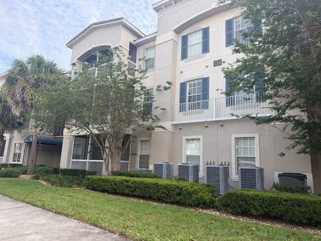 Building Photo - 3301 Whitestone Cir Unit 205