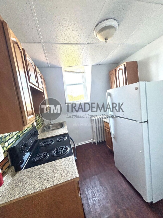 Building Photo - 1017 Lehman St Unit 4