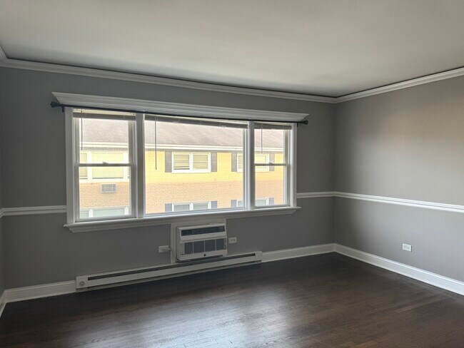 Photo - 5041 N East River Rd Unit 3A