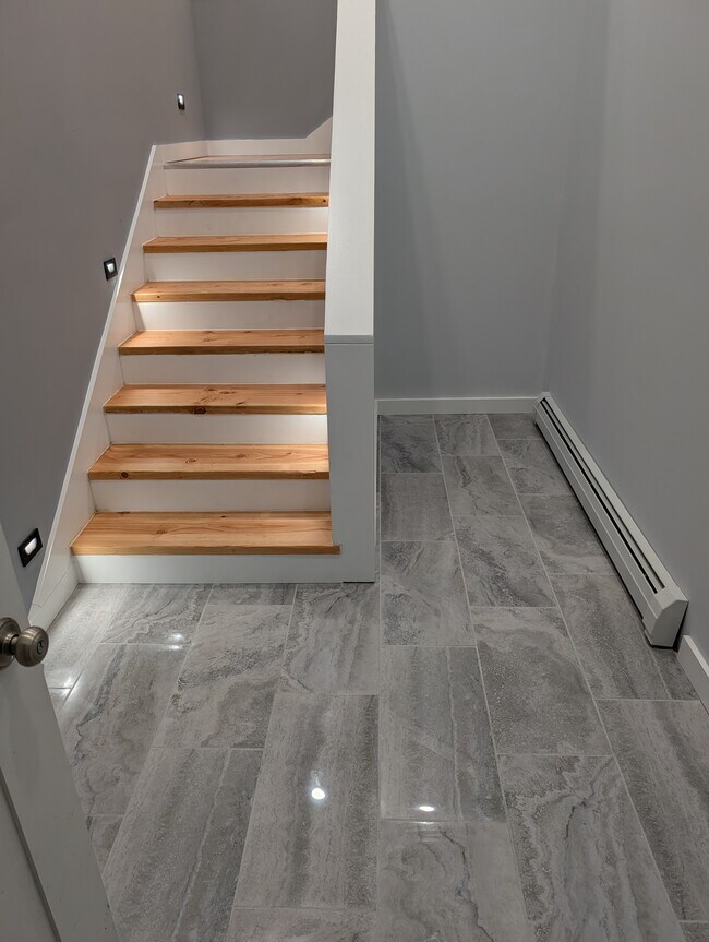 Photo - 9 Northfield St Unidad #2